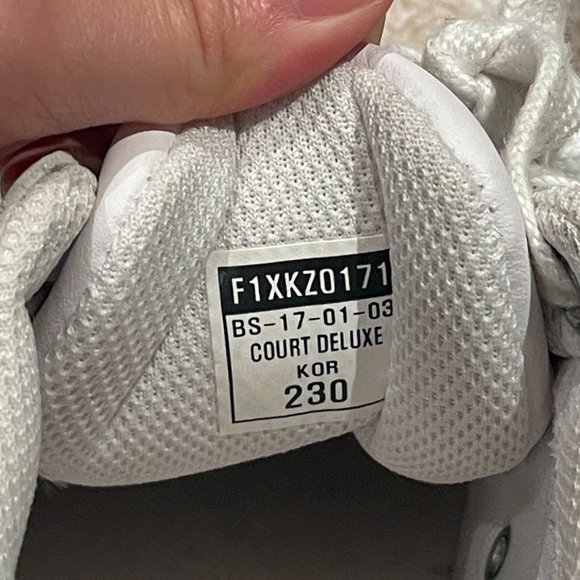 Fila White Sneakers - Womens size 5.5 - Picture 3 of 5